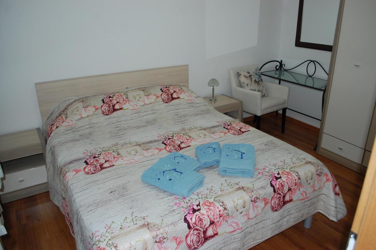 Apartmani Diana Novigrad Istria Exterior foto